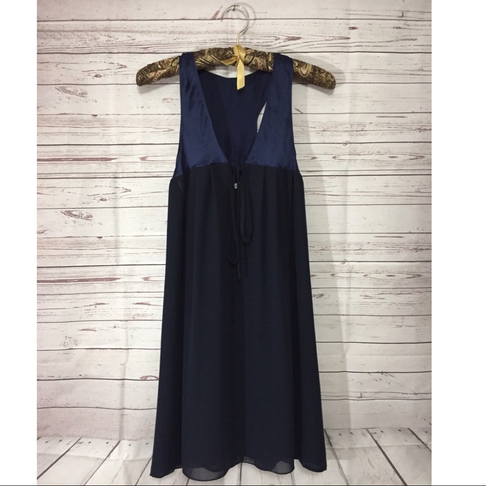 Kimchi Blue Navy Sleeveless Flowy Blouse Career XS